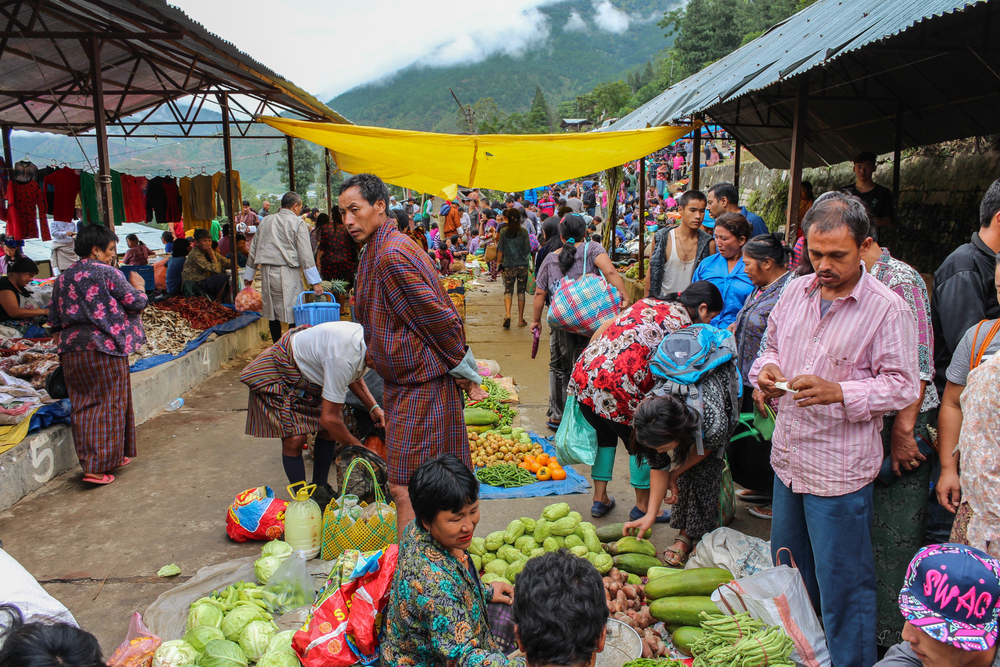 Рынок в одной из деревень Бутана