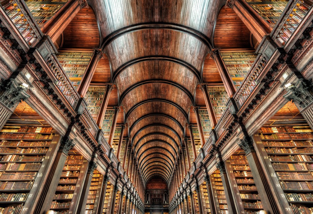 Библиотека Тринити колледжа в Дублине