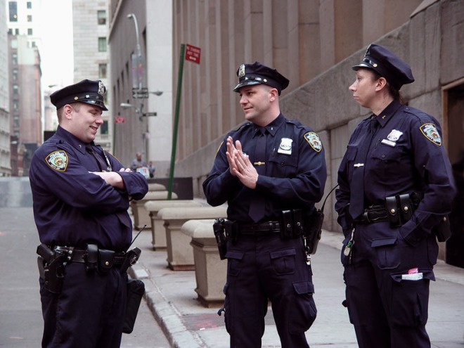 Зарплата полицейского в США