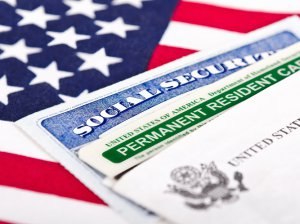Правила получения ВНЖ в США: от оформления визы до гражданства