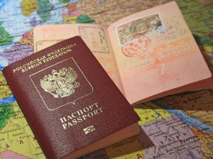 Как получить второй загранпаспорт при наличии первого
